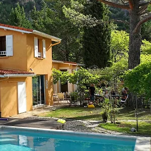 Bed & Breakfast D'hotes - Le Pin Des Arches, Digne-les-Bains
